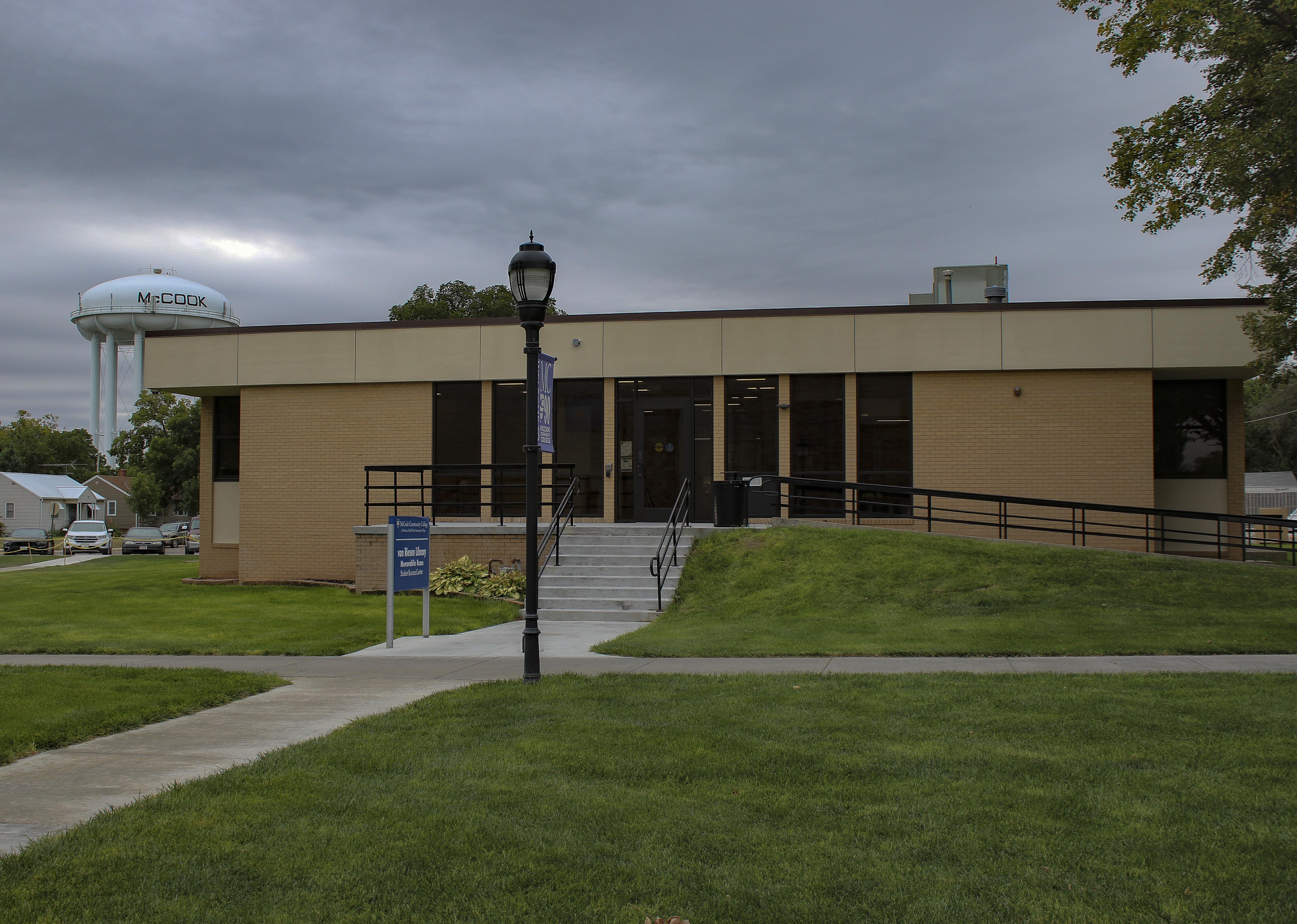 Library_photo_1
