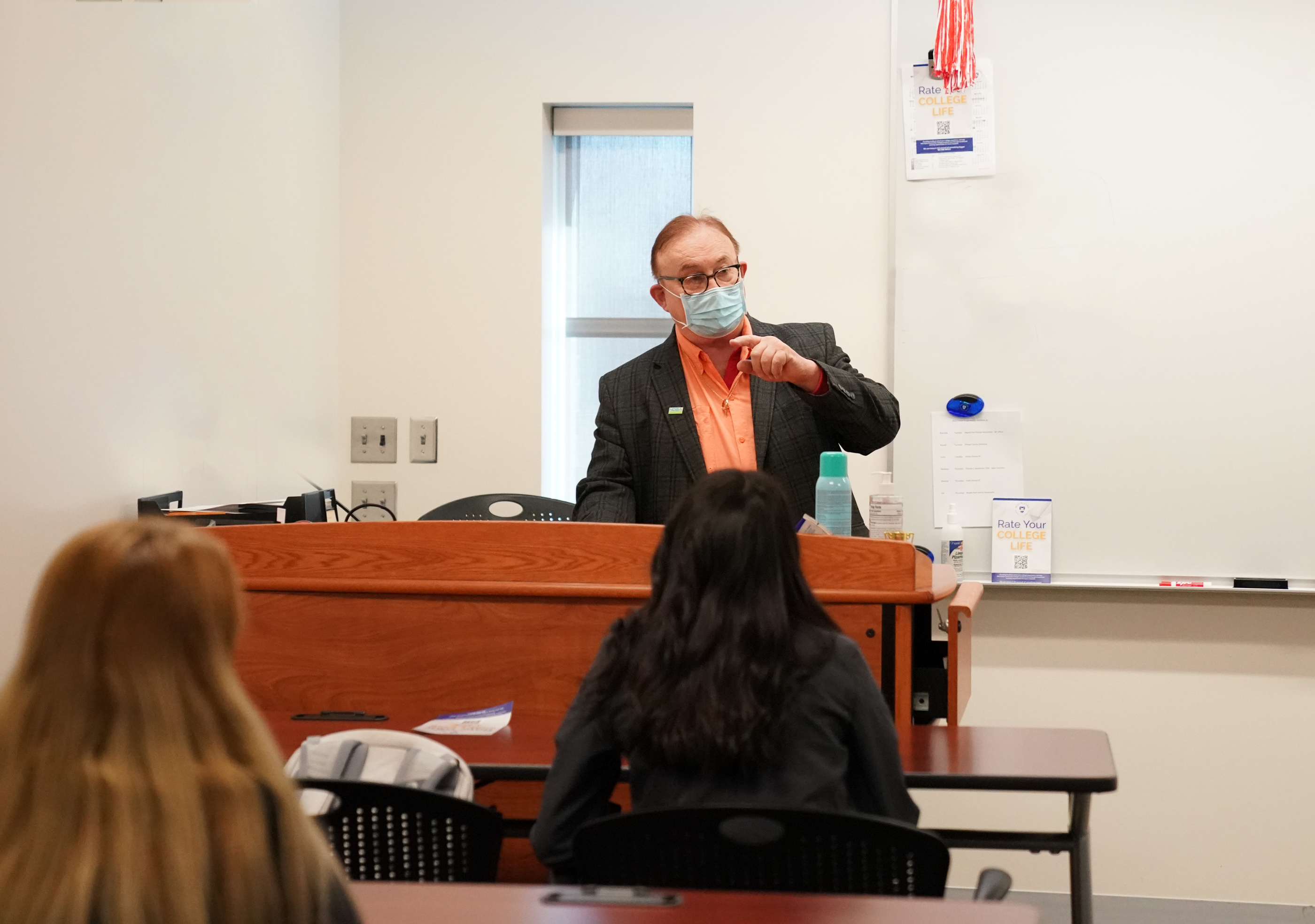 Dr. Hinze